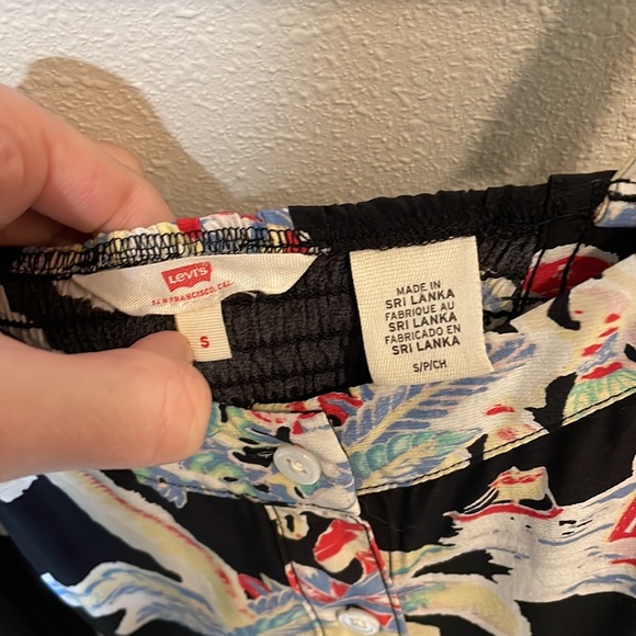 Tropical Print Levi’s Dress - Picture 4 of 4